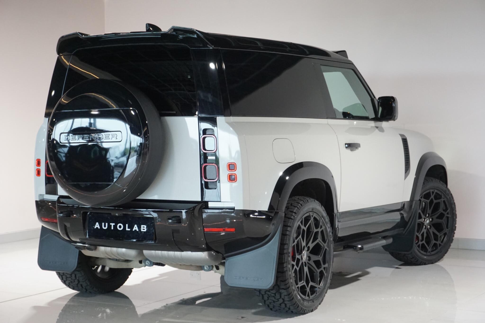 Land Rover Defender 90 3.0 D300 MHEV X-Dynamic HSE Hard Top SUV 3dr Diesel Auto 4WD SWB Euro 6 (s/s) (300 ps)